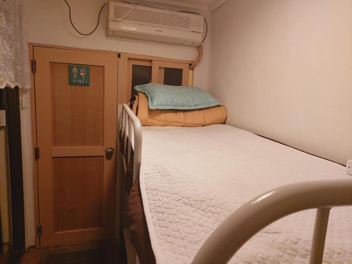 Seoul Guesthouse Foreigners Only Экстерьер фото